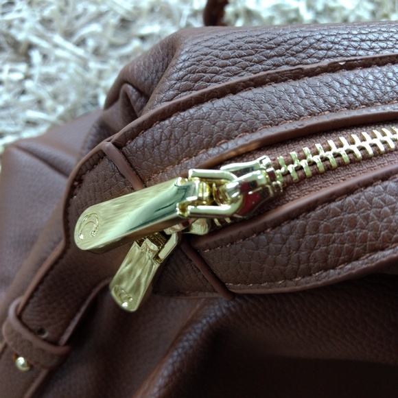 Tan Handbag - Picture 3 of 4